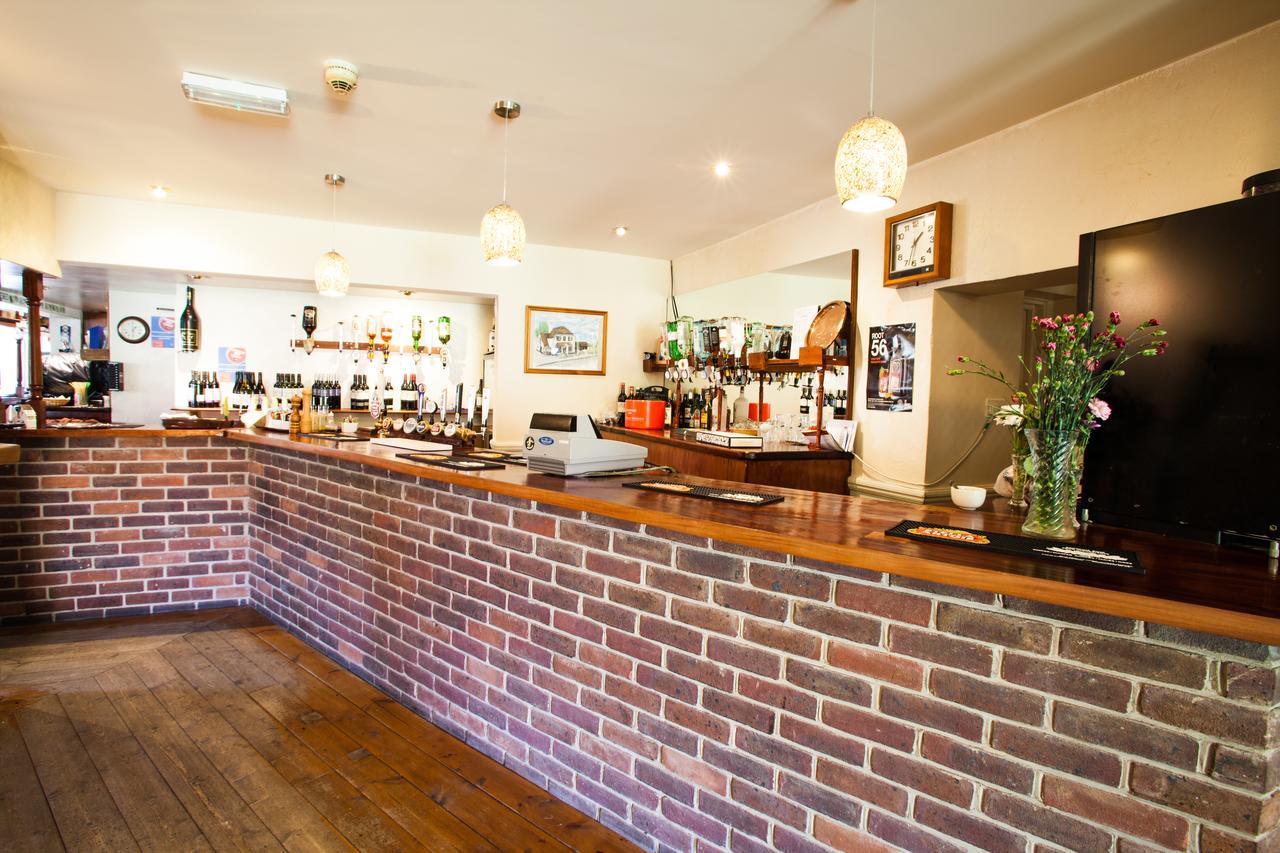 The Half Moon Hotel Petersfield Exterior photo